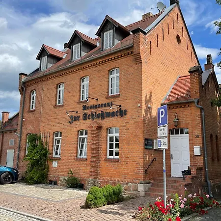 Apartment Appartments Zur Schlosswache Delitzsch